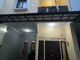 Dijual Rumah Secondary Siap Huni Dalam Cluster Di Condet Jakarta Timur