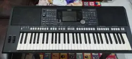 YAMAHA S950 Like New