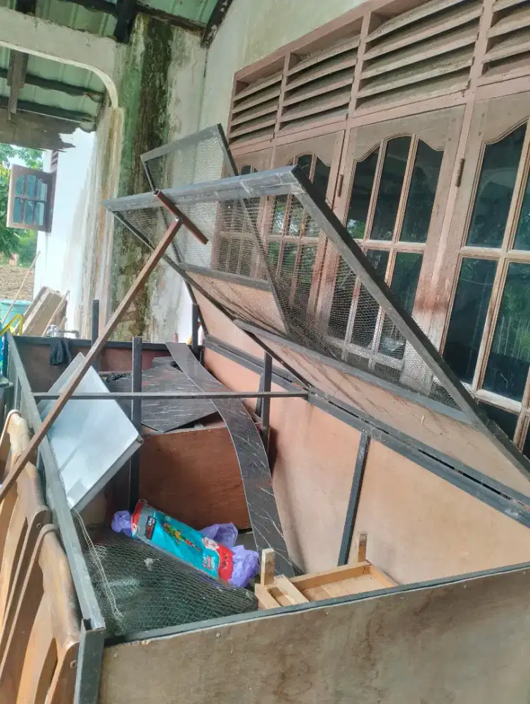 Jual sangkar untuk burung atau anak ayam