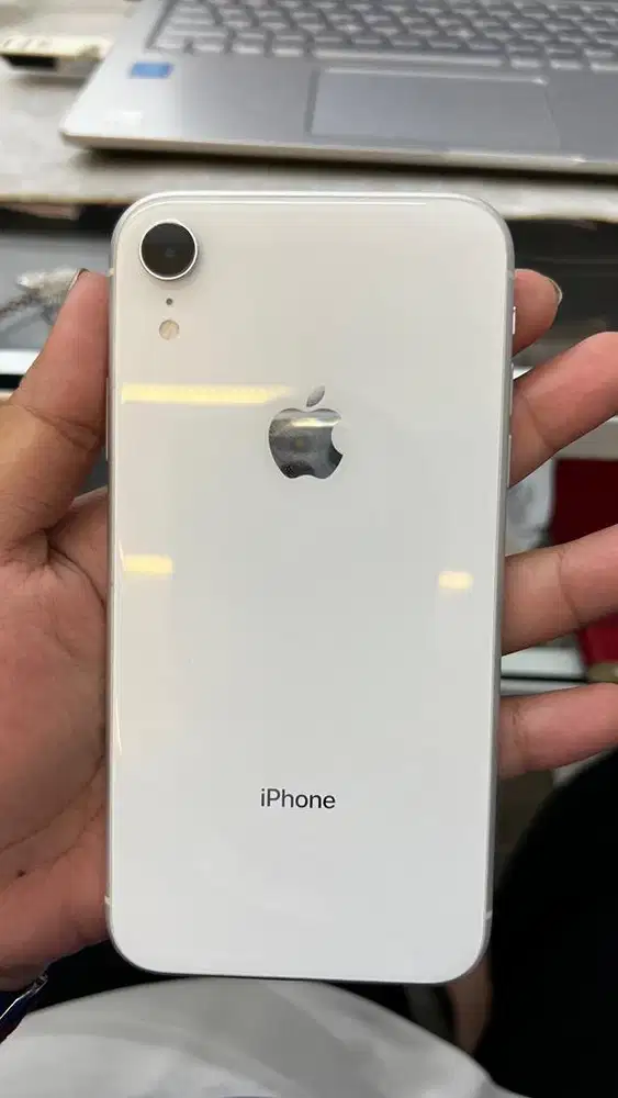 Jual iphone xr 128
