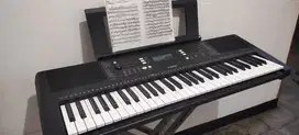 Keyboard Yamaha PSR-E373
