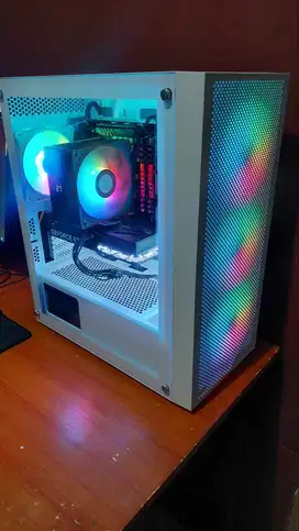 PC GAMING I5 12400F RAM 16GB SSD 1TB VGA RTX 5060 8GB DDR7