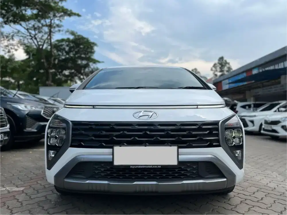 TERMURAH HYUNDAI STARGAZER PRIME IVT AT 2023 PUTIH