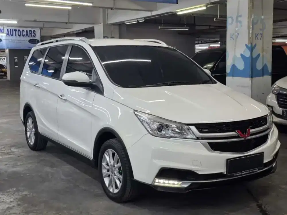 KM LOW 7RB WULING CORTEZ ST LUX+ AT (MATIC) 2021