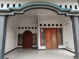 RUMAH DI DESA DANDER, BOJONEGORO