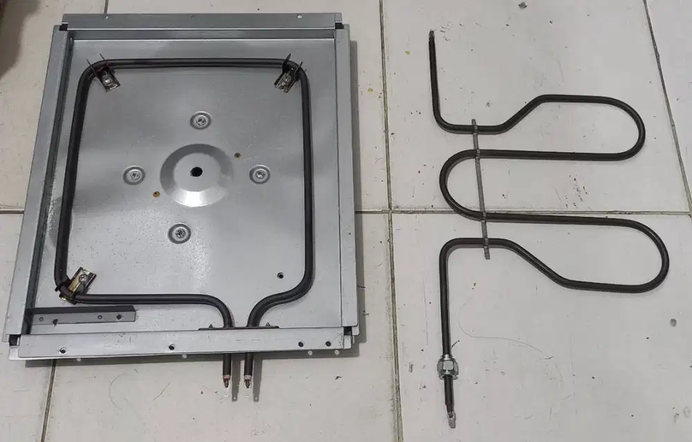 2 bh Elemen/Pemanas,bentuk sesuai gambar,AC220Volt/400Watt,murah,NET.