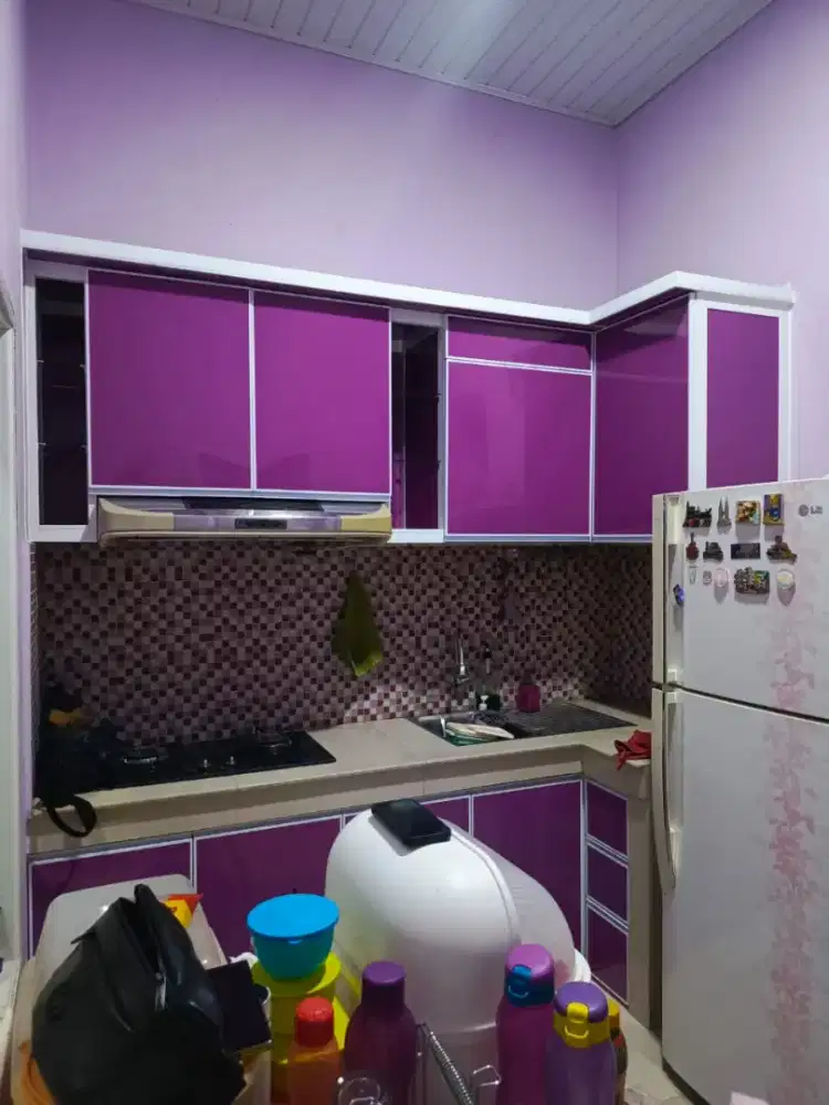 Kitchen set komposit frame less