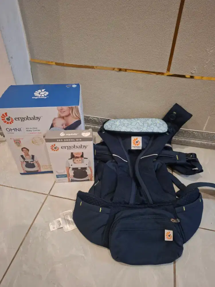 Gendongan ergobaby omni breeze original