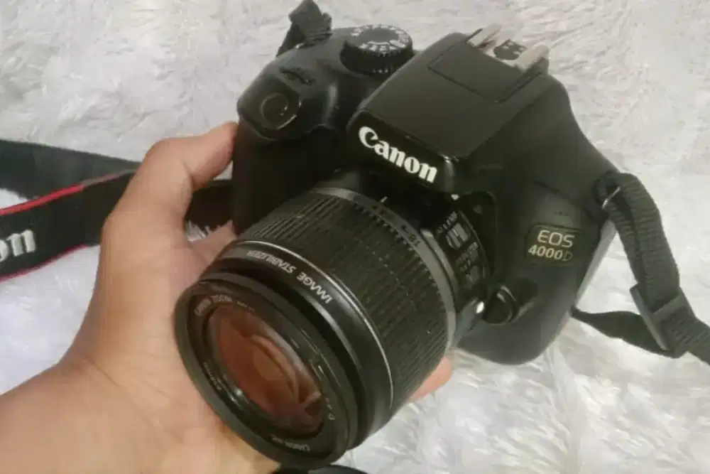 Kamera DSLR Canon 4000d no vignete wifi mantap