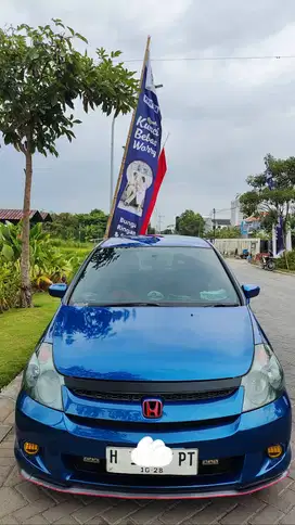 Honda Stream 2.0 k20 2004 Automatic Siap Pakai