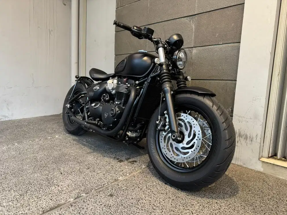 Triumph Bobber Black 1200