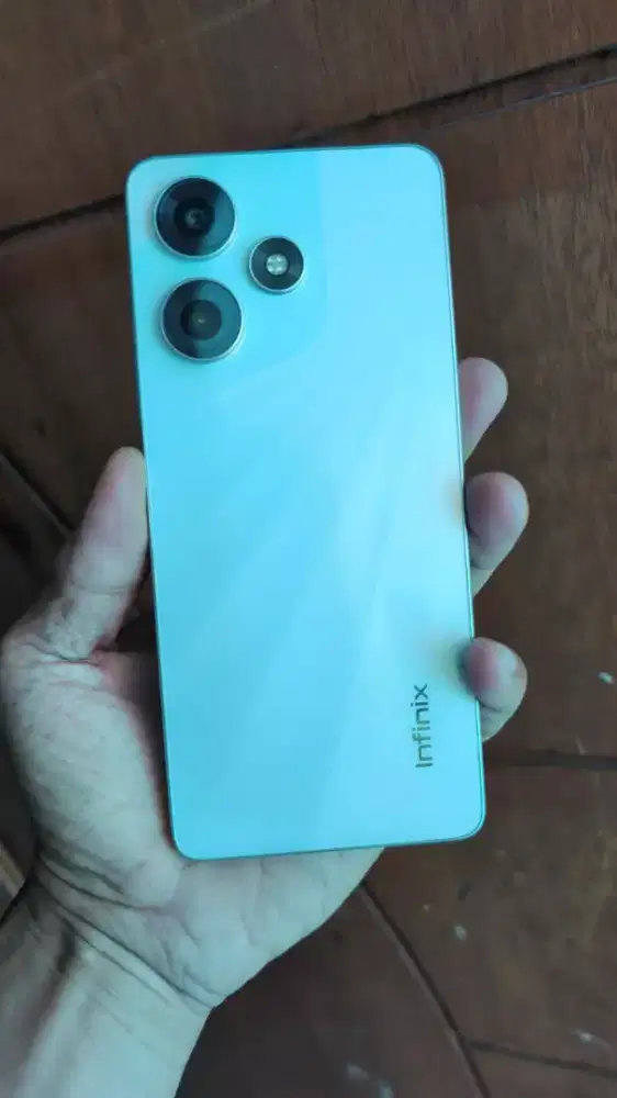 Infinix hot 30 8/256 hp casan
