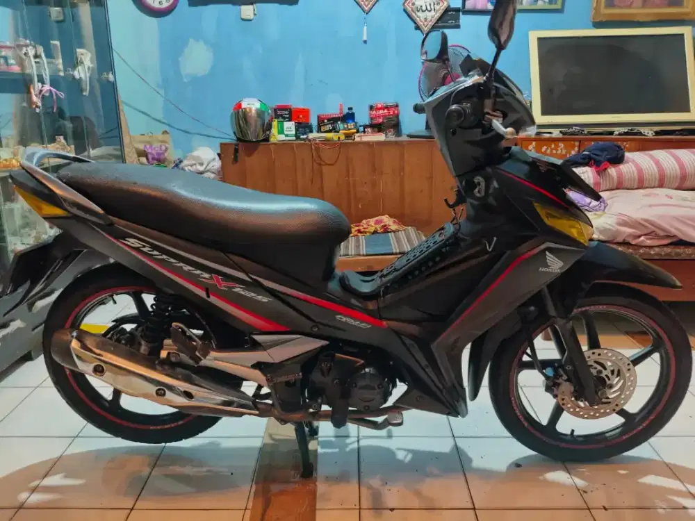 supra x 125 cw fi 2017 hitam dop pajak panjang mesin bagus orisinil