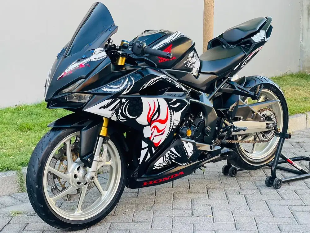 Honda cbr250rr black matte pajak on plat N cbr 250rr hitam cbr 250 rr