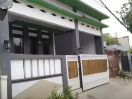 TURUN HARGA! Dijual Rumah Murah Semi Furnished di Jakarta Timur