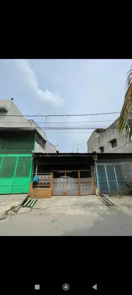 Di jual rumah keren daerah helvetia.