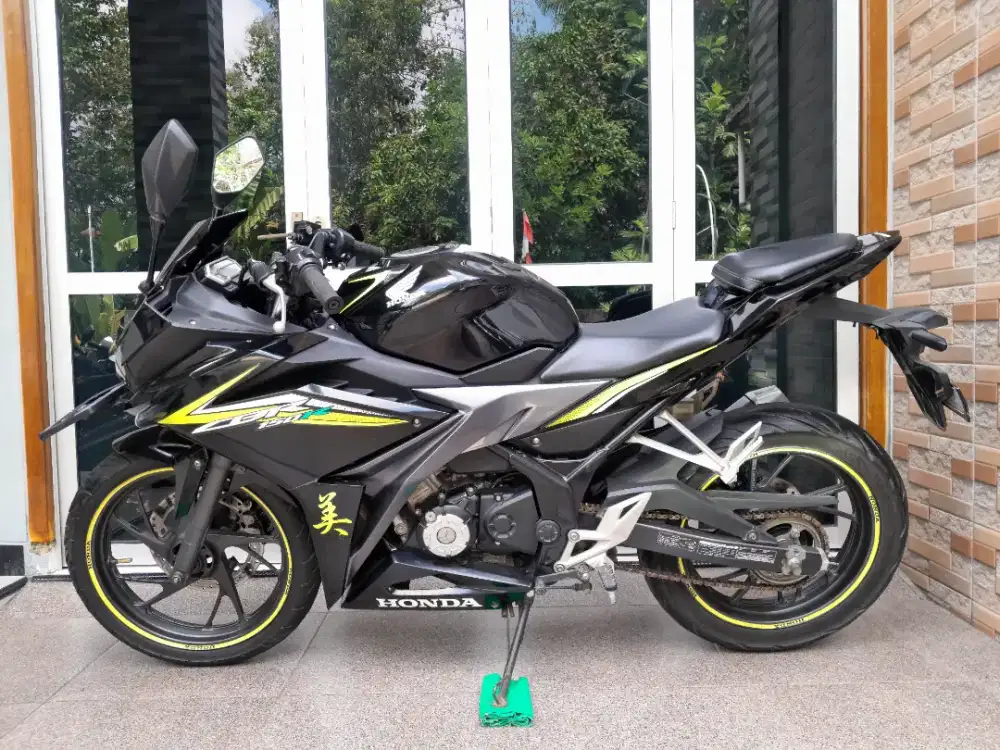 CBR 150R 2017 MULUS ORIGINAL