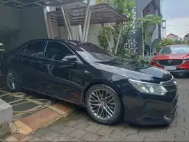 TOYOTA CAMRY (2016)