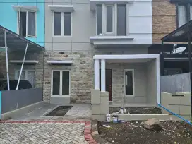 Dijual Rumah Puri Surya Jaya Valencia Sidoarjo FER.A377