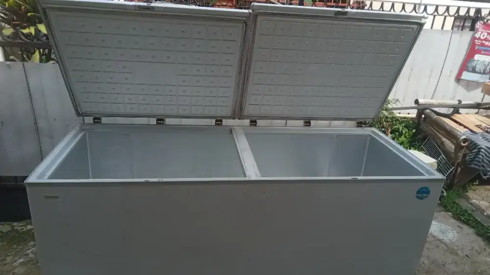 freezer box 1200L