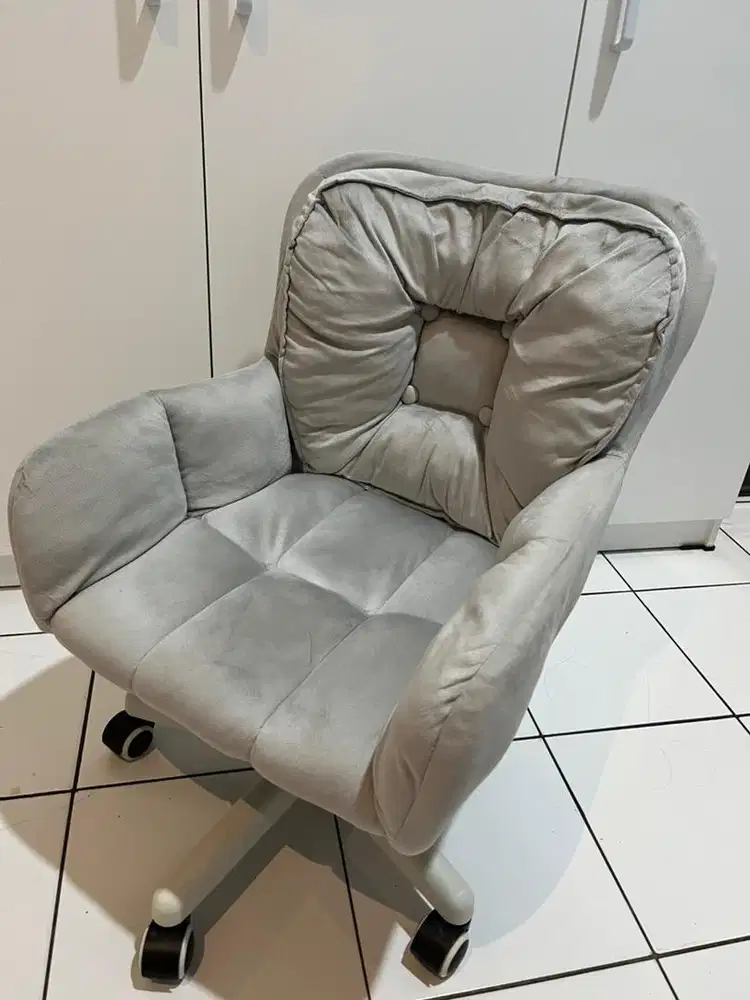 Kursi kerja/ kursi belajar/ kursi kamar/ kursi velvet/ kursi putar