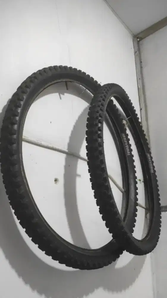 Ban mtb kenda 27,5x2.35 sepasang