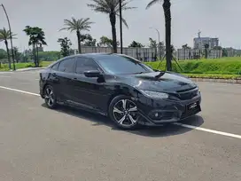 [LOW ODO !!] HONDA CIVIC TURBO 1.5 ES 2016