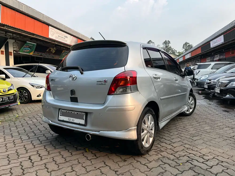 Toyota Yaris 2010 Bensin