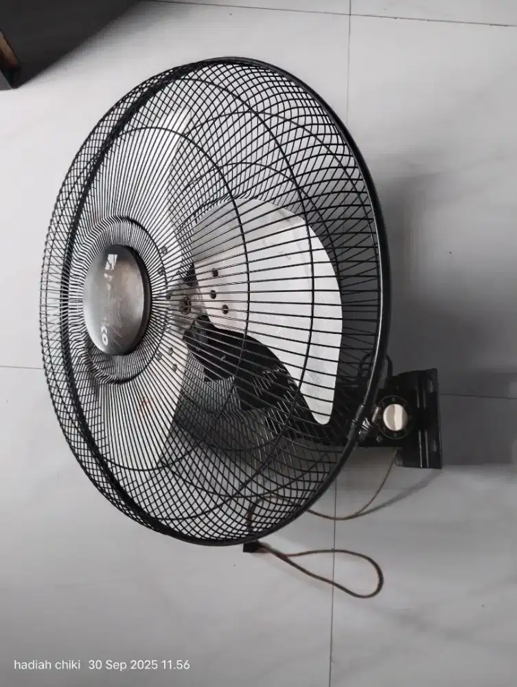 Miyako KDB-18 Wall Fan