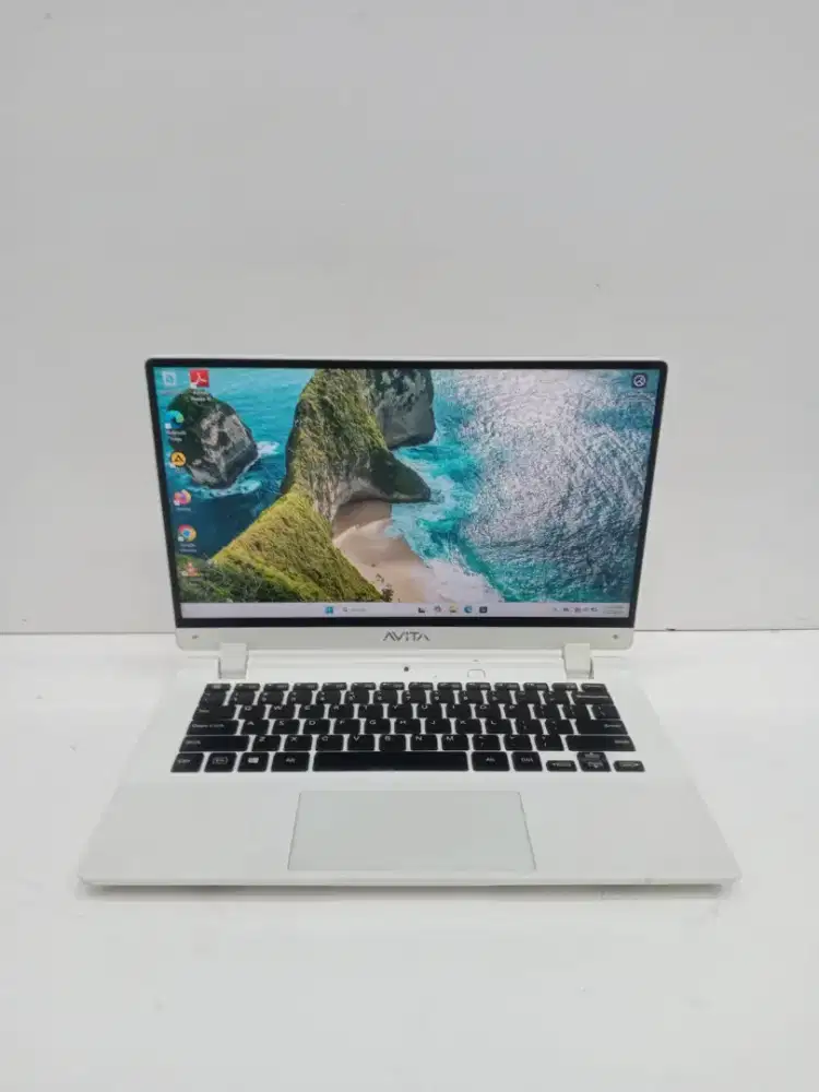 Avita essential 14 Intel celeron n4000 ram ssd 128 gb