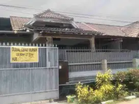 Dijual rumah jarang ada di komplek Ujung Berung Indah