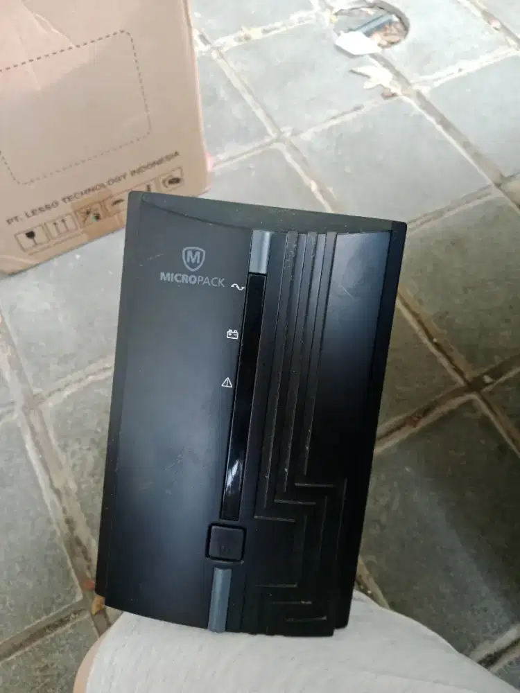 UPS Micropack 1.250 V Daya besar..