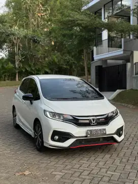 JAZZ RS GK5 MANUAL LOW KM 17RB!!