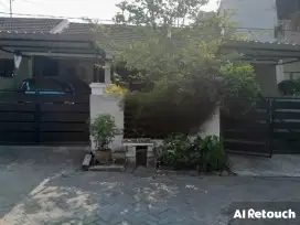 Dijual Rumah Simpang Darmo Permai Selatan Strategis Siap Huni