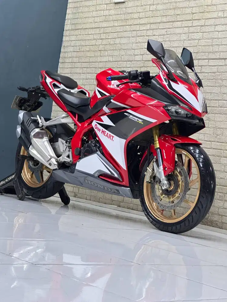 Honda CBR 250rr ABS Red Racing 2017 Pajak Baru Unit Istimewa Mustika