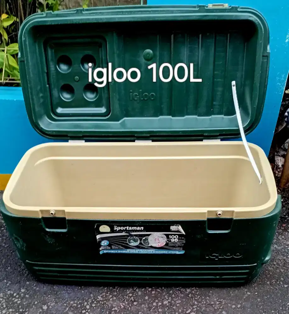 Cooler Box Es igloo made in USA