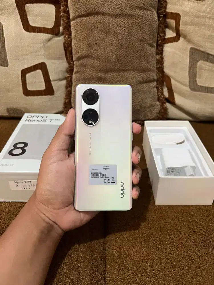 OPPO RENO8T 5G RAM 8/256 GB