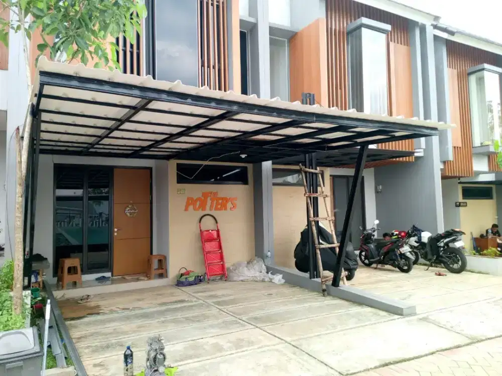 Pemasangan kanopi dan atap bajaringan