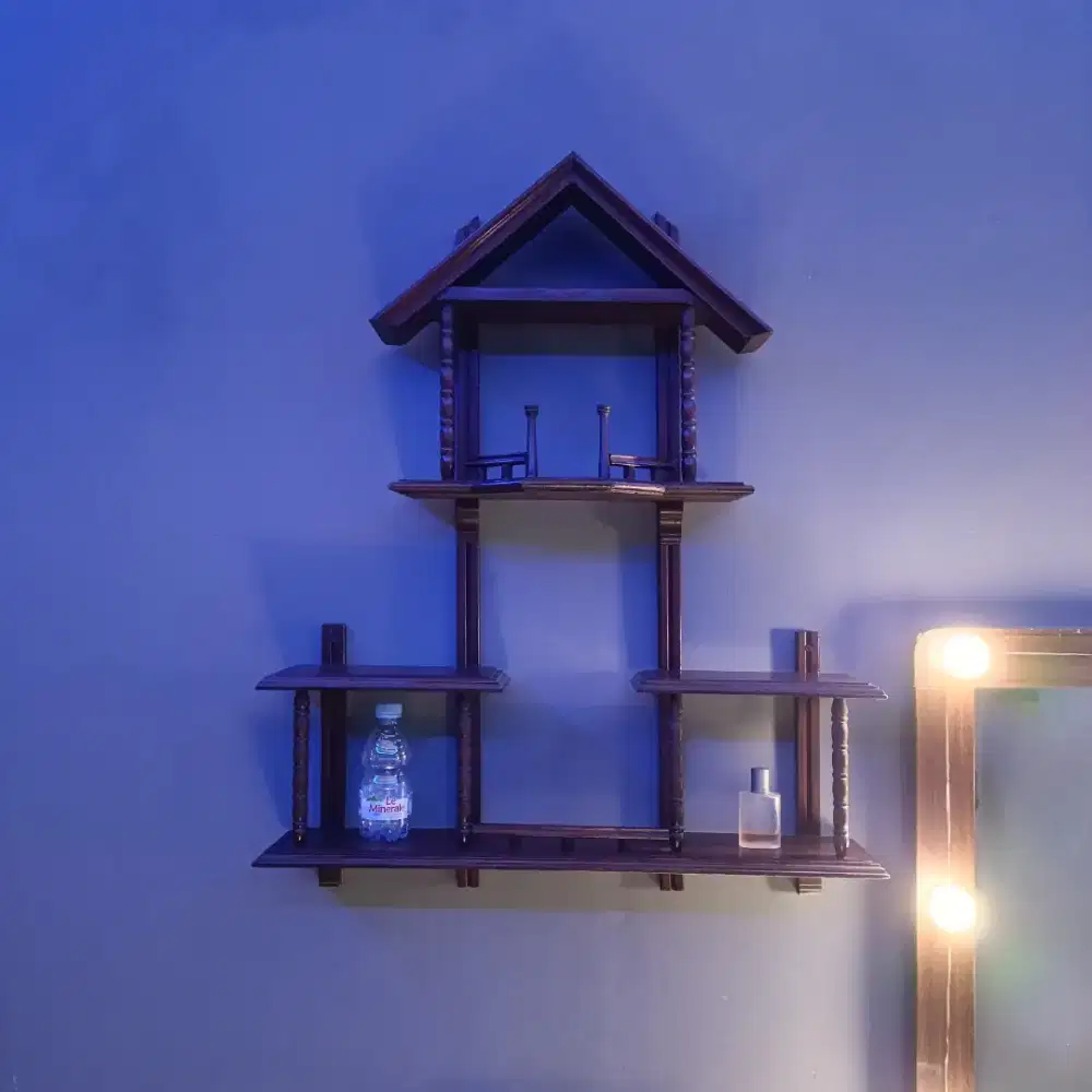 Ambalan Model Rumah Kayu