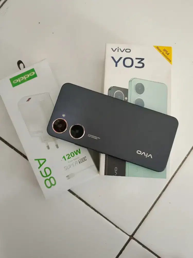 Vivo y03 ram 4/128