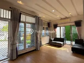 DIJUAL VILLA JALAN SETIA BUDI KOMPLEK TASBIH 1-DAERAH MEDAN SELAYANG (indra & vincent)