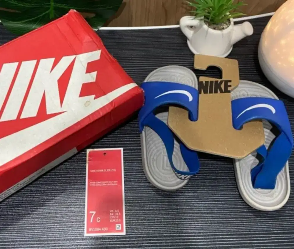 Sandal bayi nike