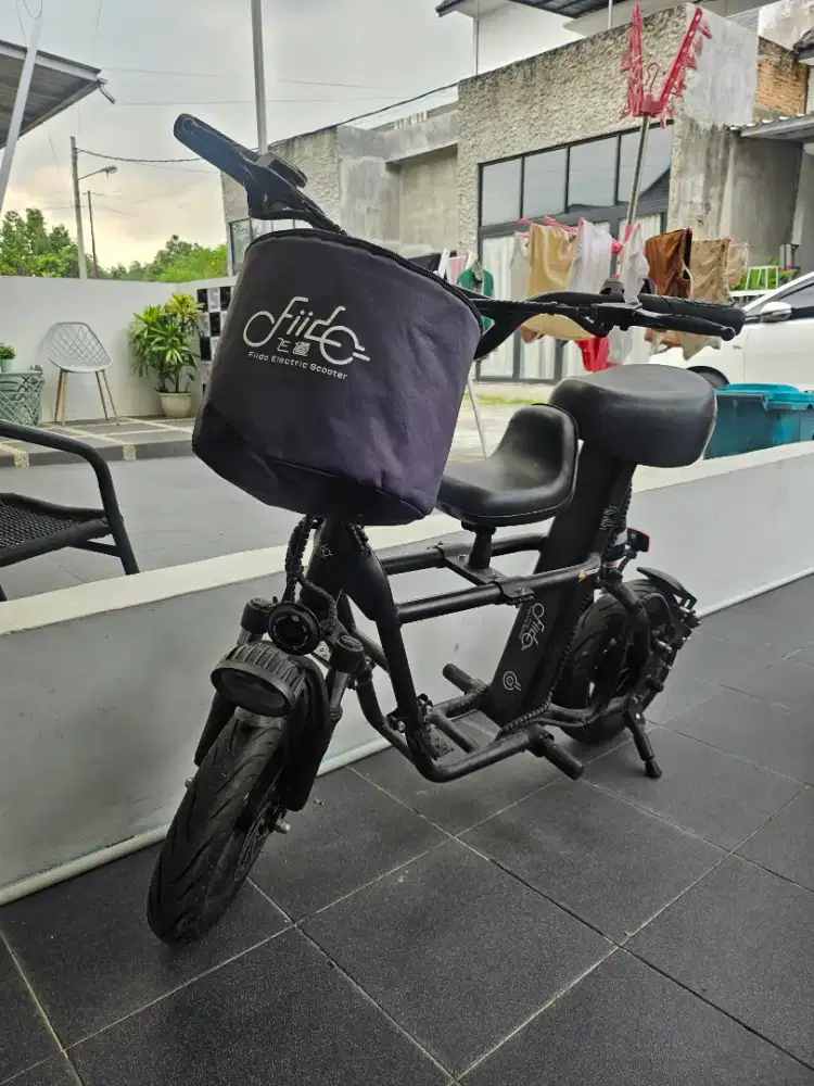 Dijual cepat sepeda listrik /skuter listrik