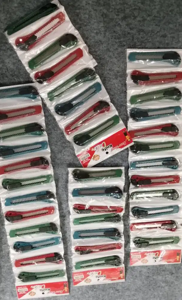 PISAU CUTTER keperluan sehari²