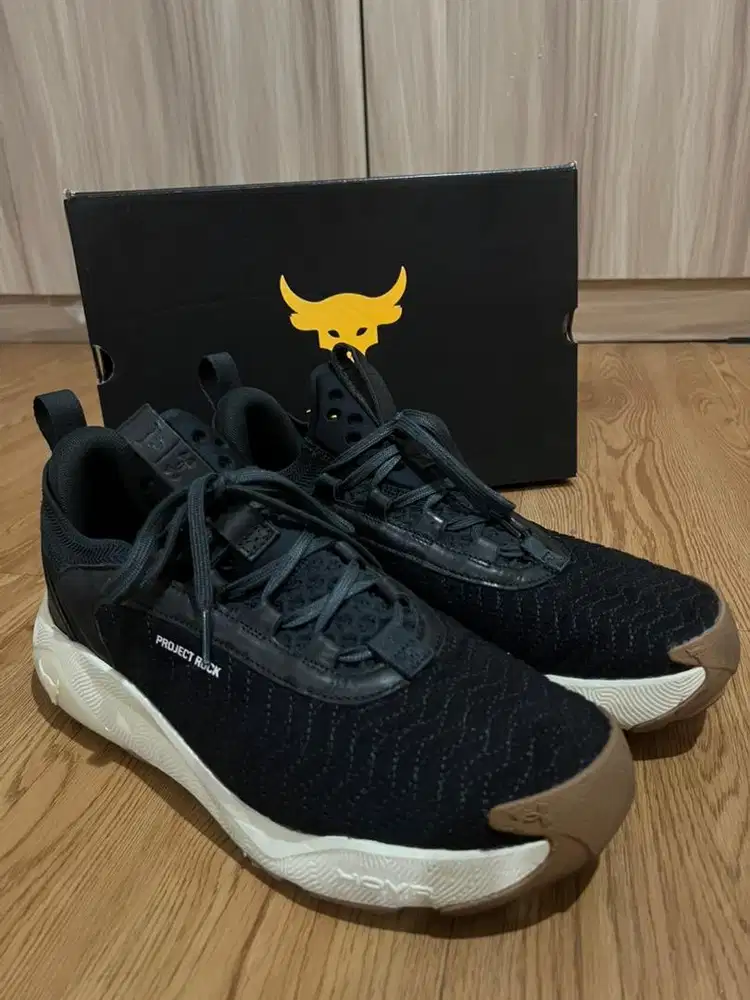 UNDERARMOUR PROJECT ROCK 7 LUXE