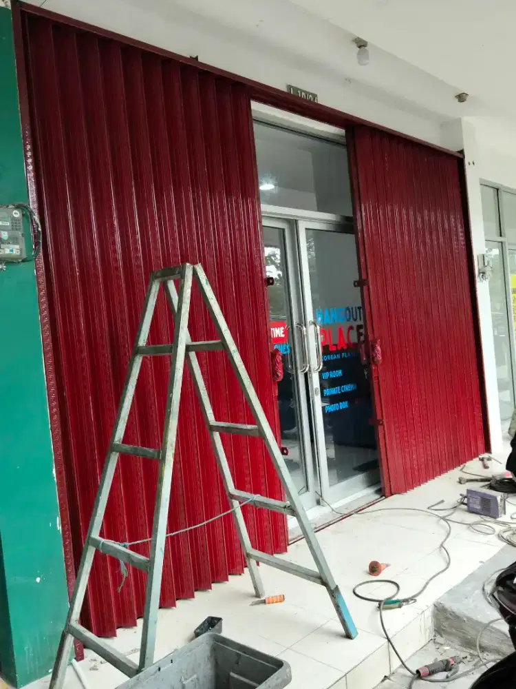 Rolling door folding gate harmonika baru