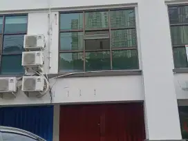 Ruko Plaza Segi 8 Bangunan 3 Lantai MengHadap Raya