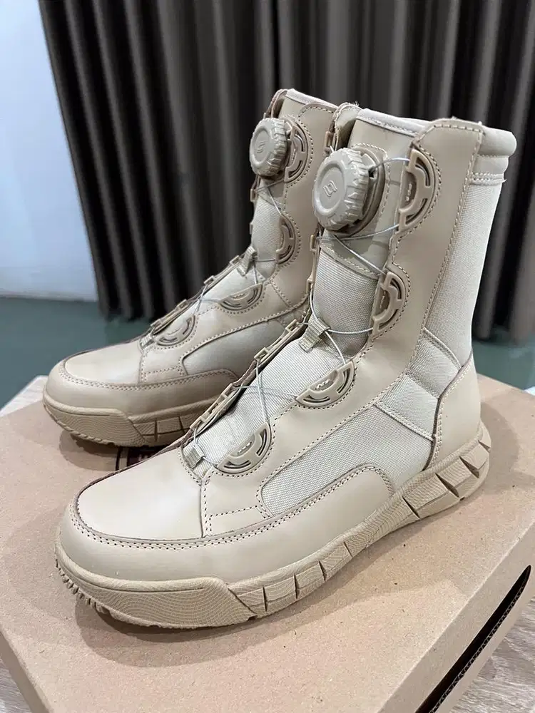 Sepatu PDL Lapangan Krem