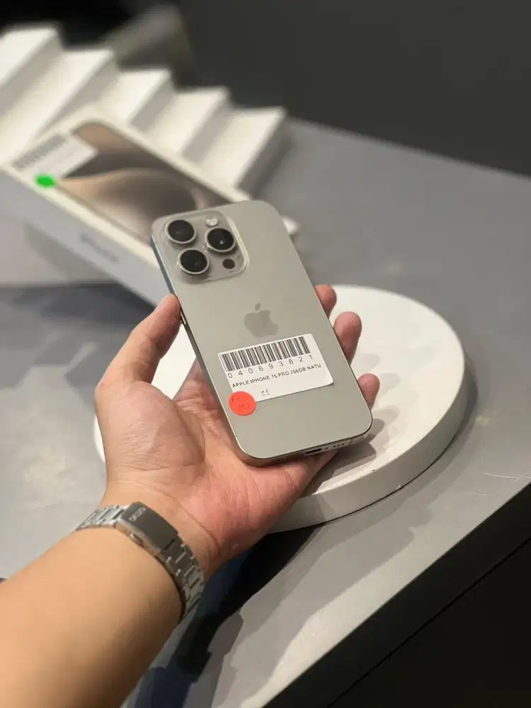 Second iphone 15 pro 256 gb bea cukai