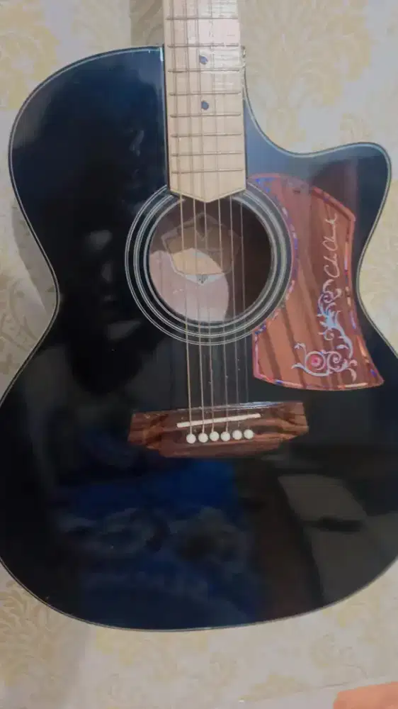 Di JUAL GITAR RP.400.000
